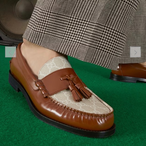 Gucci men loafer Full set with box & dust bags Selling because of the wrong size main image 3